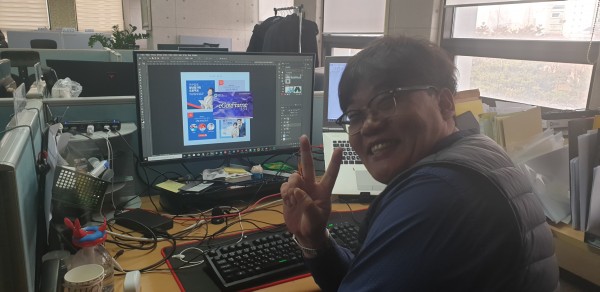 일하다가 사진 3