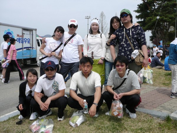 2009. 4. 19 음성군 ‘반기문 마라톤 대회’에서 사진